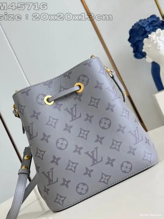 Cheap LOUIS VUITTON BB-20*20*13cm NÉONOÉ 0702